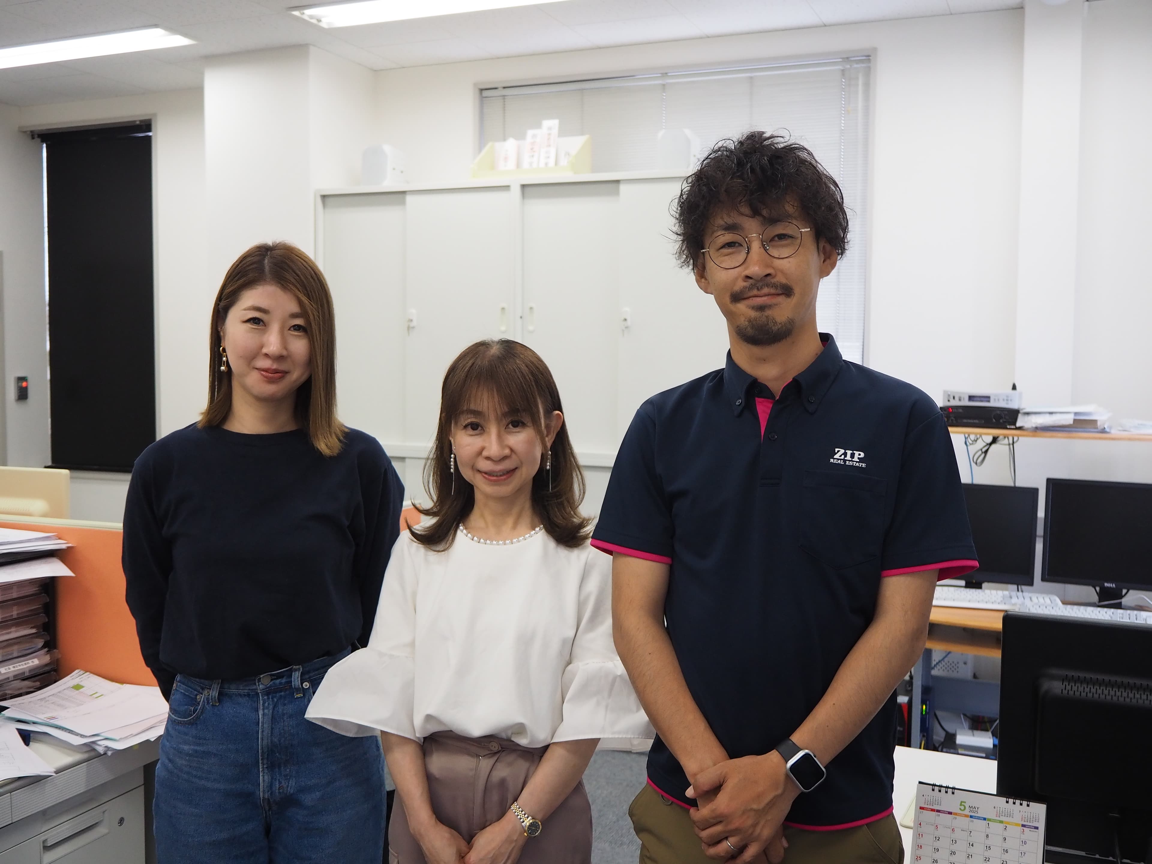 OAフロアパネル設置作業員 - 画像3